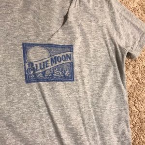 Beer tee blue moon brewery